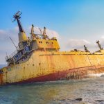 shipwreck-5401708_1920